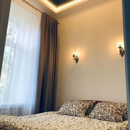 Апартаменти Vip In The Center Of *